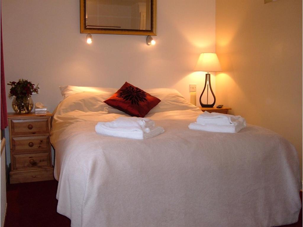 The Wheatsheaf Inn Cuckfield Kamer foto