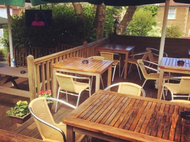 The Wheatsheaf Inn Cuckfield Buitenkant foto