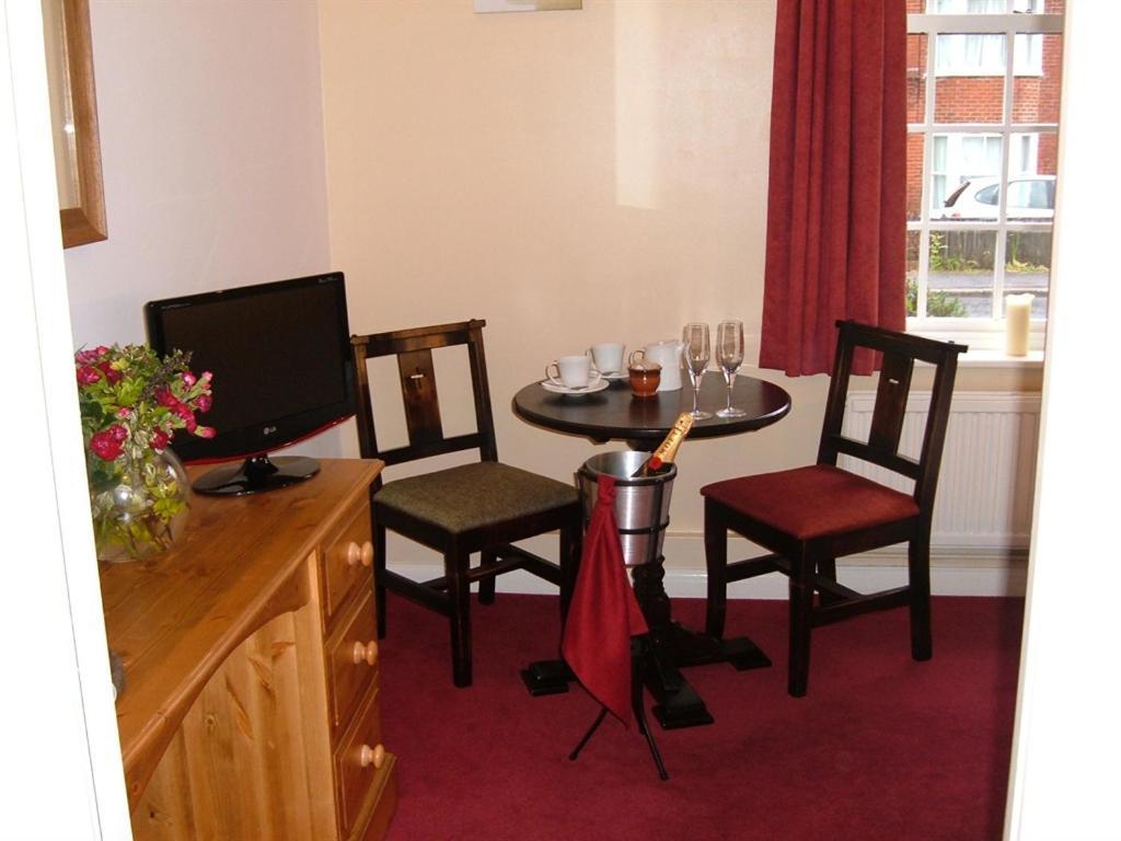 The Wheatsheaf Inn Cuckfield Kamer foto