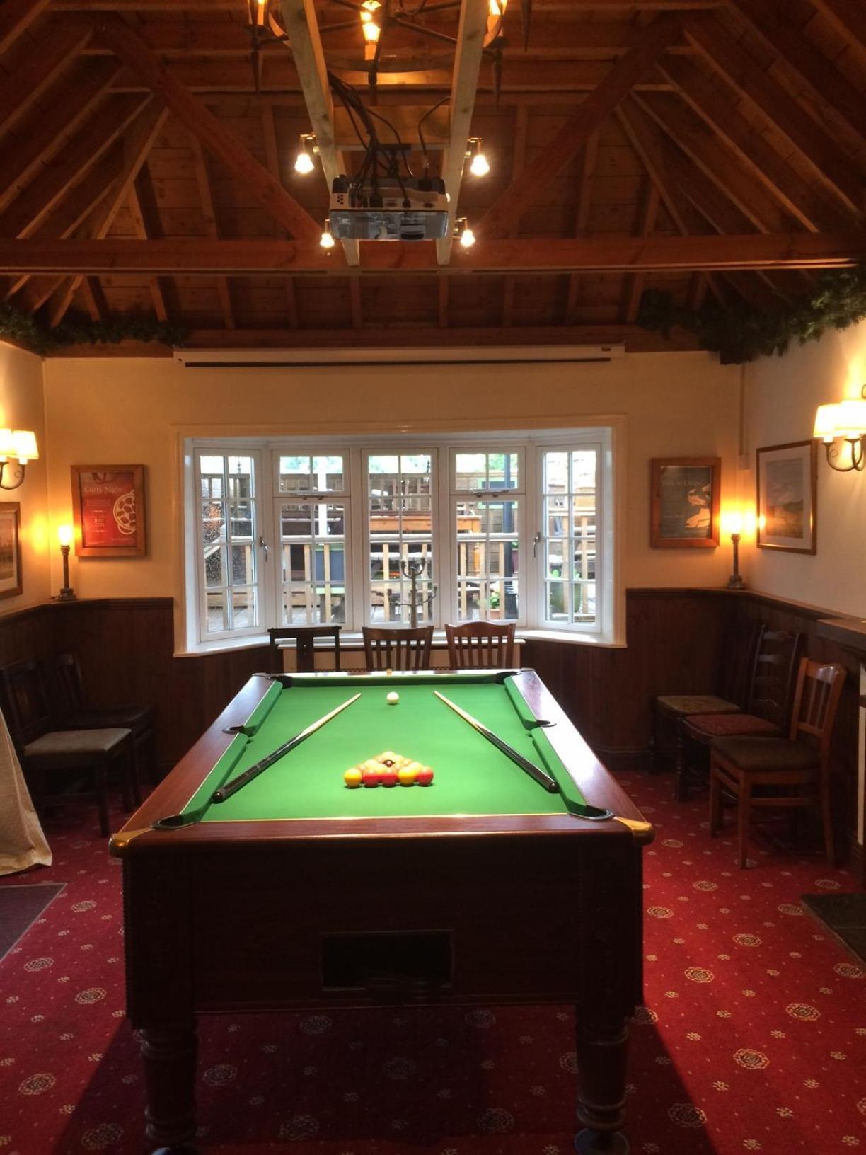 The Wheatsheaf Inn Cuckfield Buitenkant foto