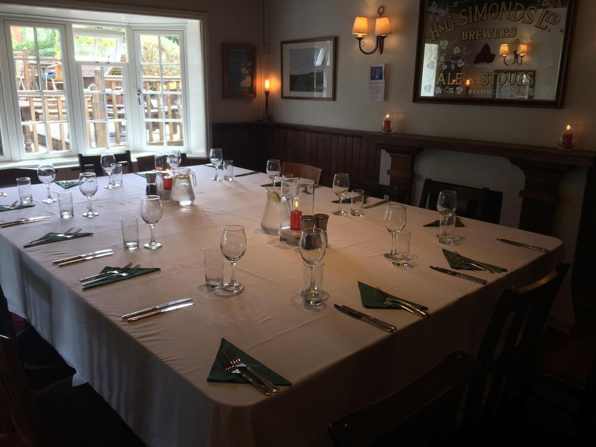 The Wheatsheaf Inn Cuckfield Buitenkant foto