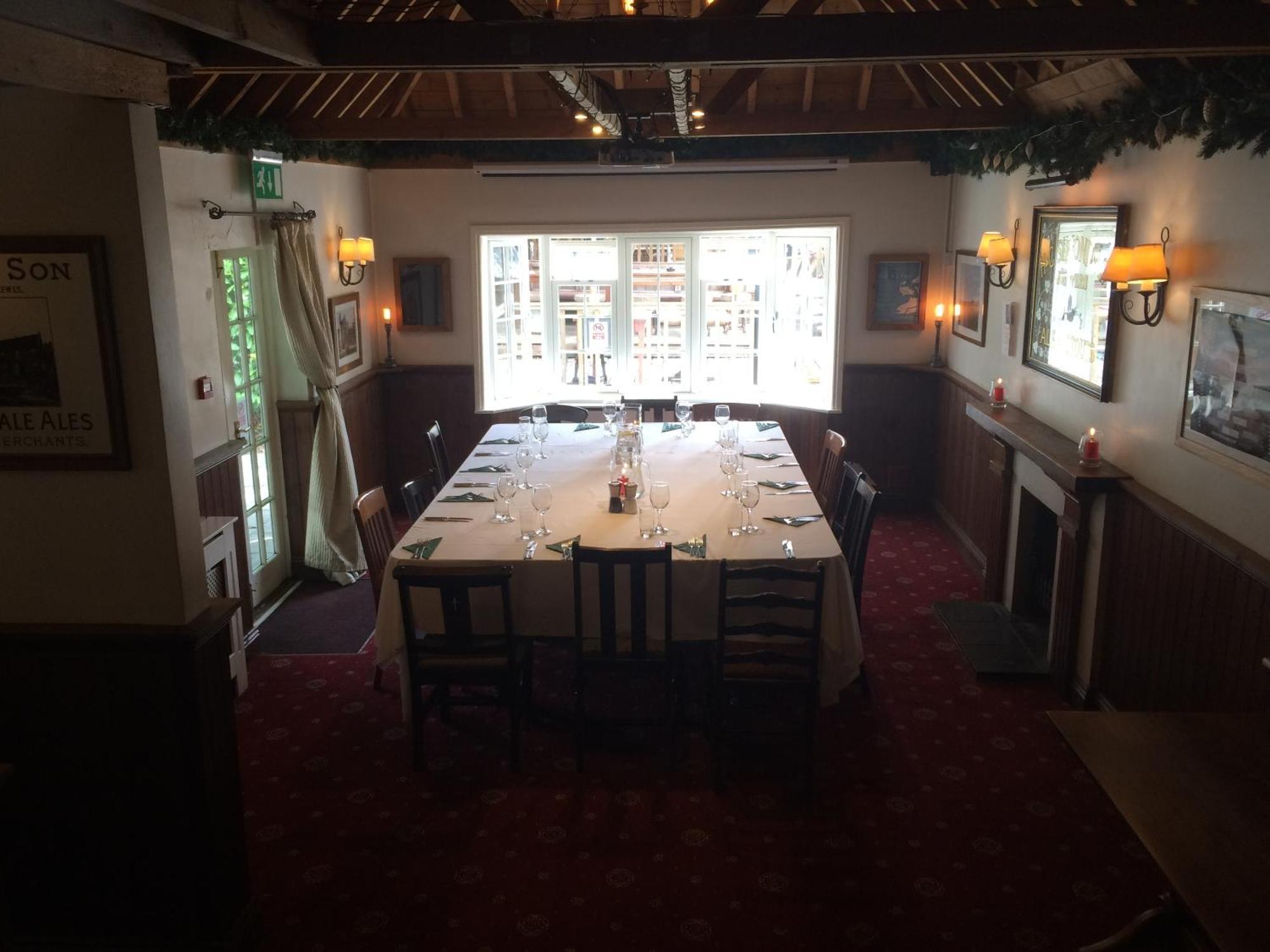 The Wheatsheaf Inn Cuckfield Buitenkant foto
